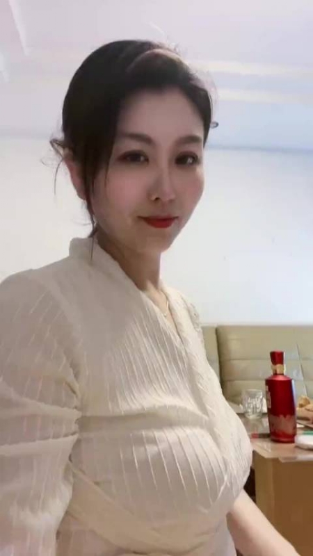 钕钕的第一张照片--永州相亲服务中心