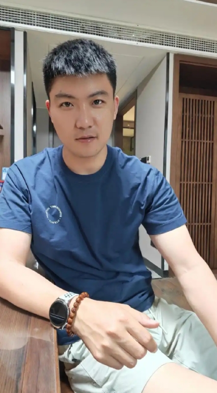 大鹏展翅的第二张照片--永州相亲服务中心