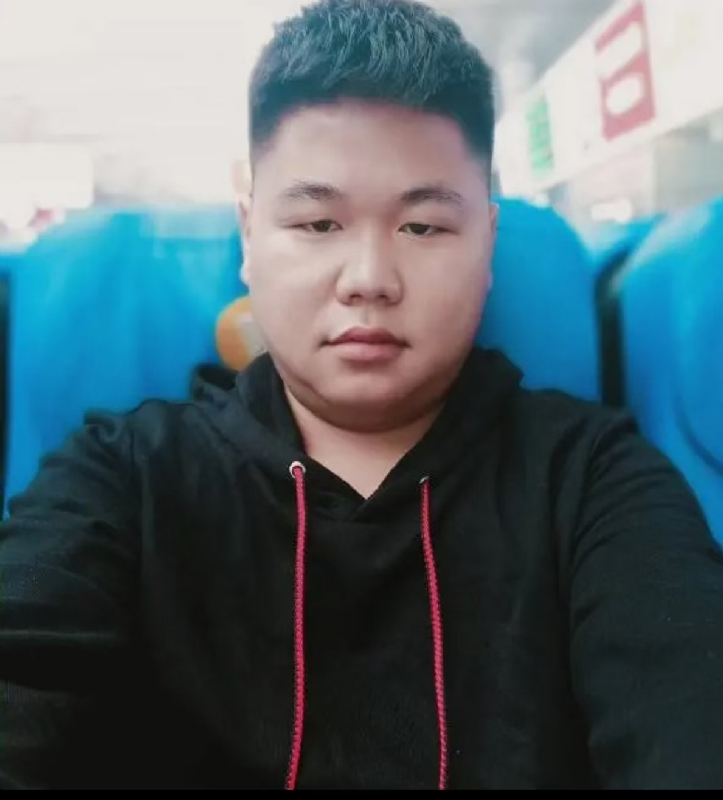 黄斌的第二张照片--永州相亲服务中心