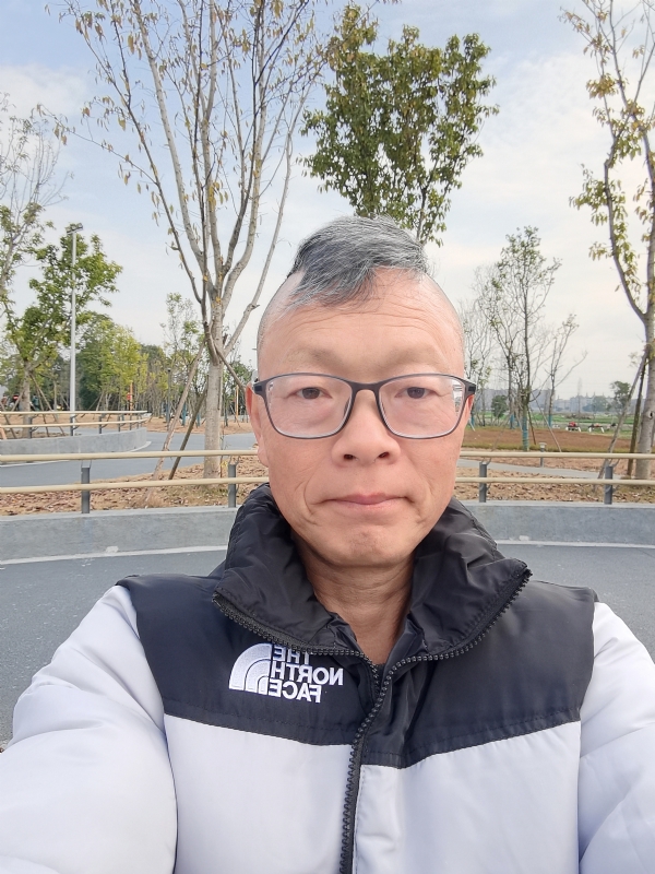 做喜欢的事的第一张照片--永州相亲服务中心