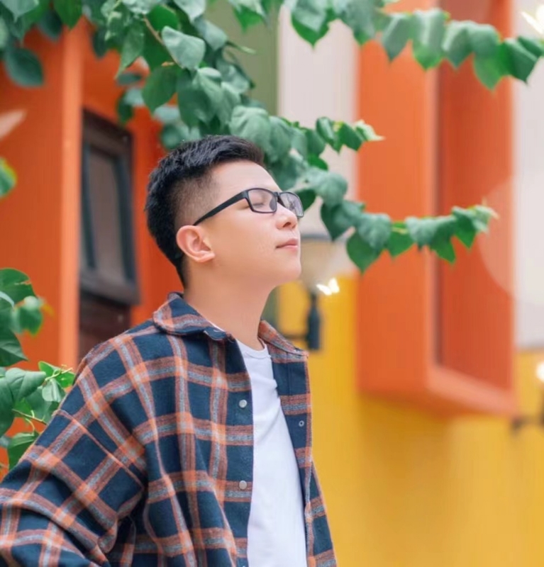 版本之子的第一张照片--永州相亲服务中心